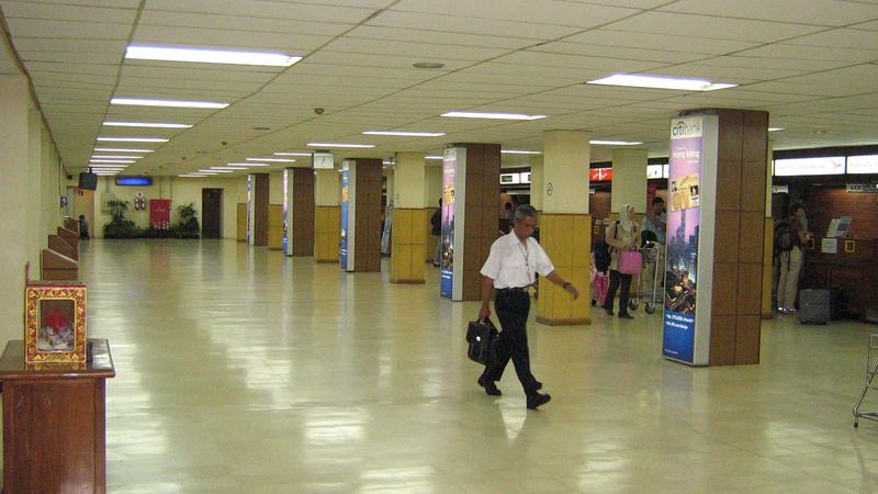 Терминал аэропорта Ngurah Rai в Denpasar